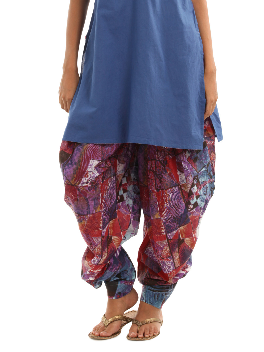 Shree Women Red & Blue Jodhpuri Salwar